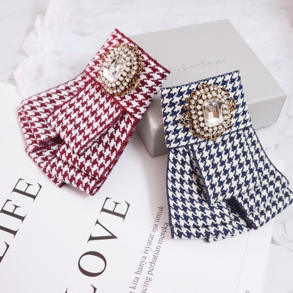 Fashion clothing ornament houndstooth brooch bow tie womans clothing fashionable