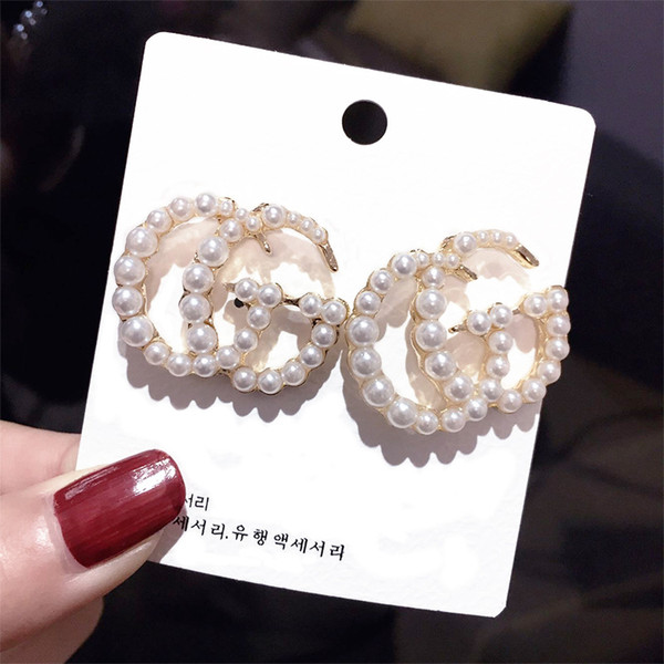 Italy Fashion Letter Pearls Stud Earrings Women's Elegant Pearls Earrings NO Box 19ss Lady Vintage Stud Earring Boucles D'oreilles