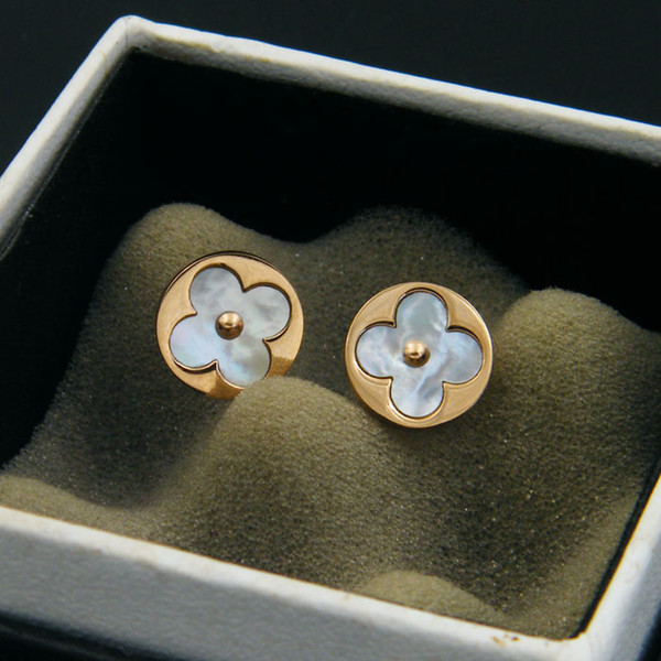 Foreign trade in high-end jewelry wholesale steel rose gold earrings beautifully quatrefoil Round Earrings color shell