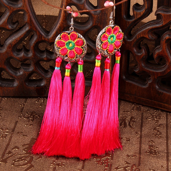 factory Whollesale WOMEN'S 2018 Characteristic folk customs Hand made embroidered earrings Flower Tassel Dangle Cloth Earrings