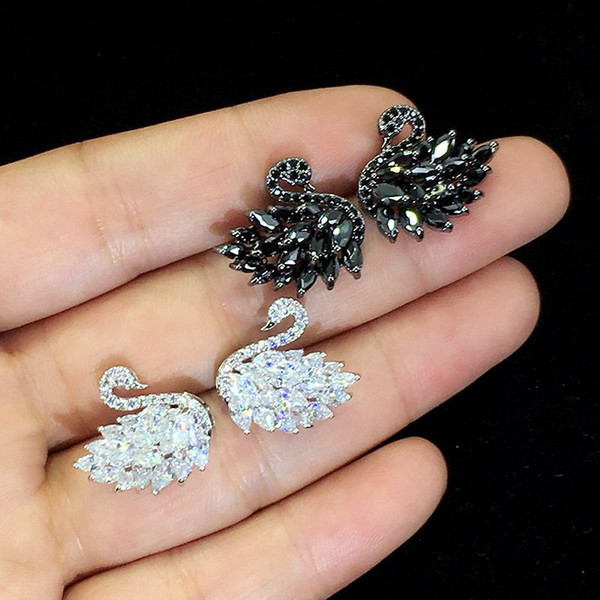 Fashion s925 silver needle anti-allergy swan water drill earrings with elegant and sweet earrings accessories.