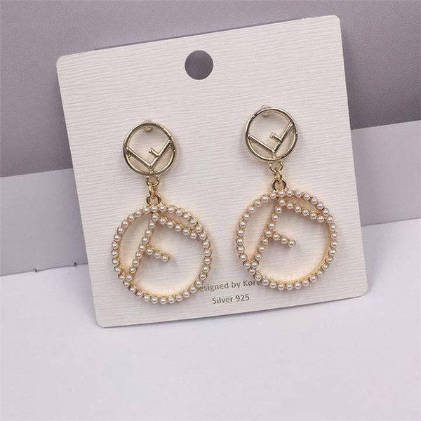 2019 NEW Women Fashion Luxury Brands Earrings With Pearl Letter Pendant Dangle Chandelier Earrings Designer Jewelry