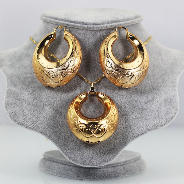 whole saleHigh Quality Big Copper Hoop Women Maxi Dubai Jewelry Set Earrings Pendant Round For Party Wedding Gift AQ020