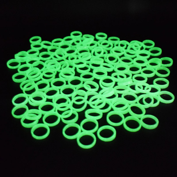 100pcs/bag cheapest plastic Luminous ring Halloween party dance masquerade decoration women band rings plastic green fluorescent ring