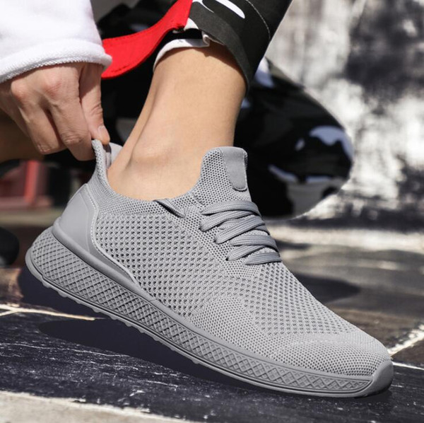 2019 Fashion casual canvas men shoes Ventilation Sports runing flat shoes Non-slip Four Seasons Shoes for Business Work Young students YG53