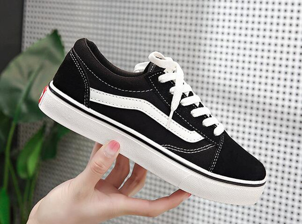 Classics Old Skool Canvas Men Women Casual Shoes Classic Black White Skateboard Shoes