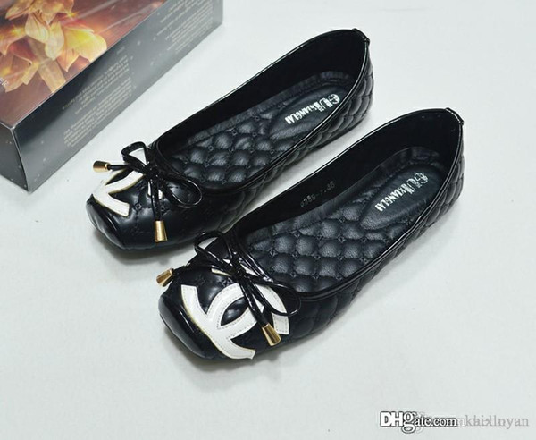 Fashion Luxury Designer Women Shoes Women Shoes Flats Bottom Loafers And Flats Woman Flat Sandals Slippers Flip-Flop Beach Shoes