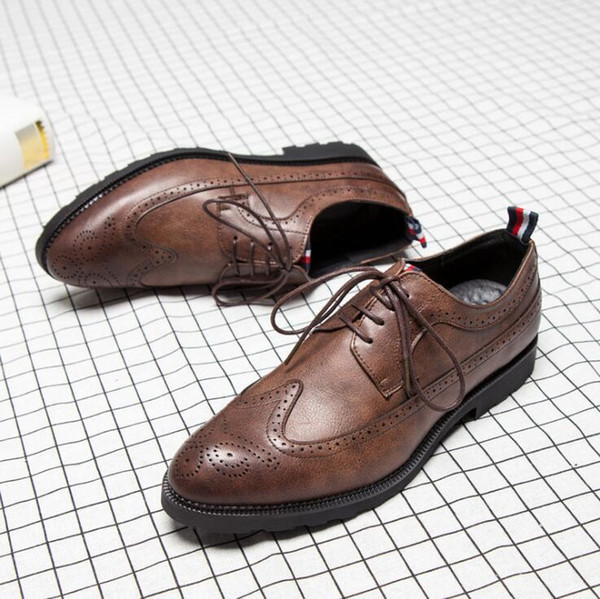 Mens casual shoes wingtip black leather formal wedding dress derby oxfords flat shoes tan brogues shoes for men