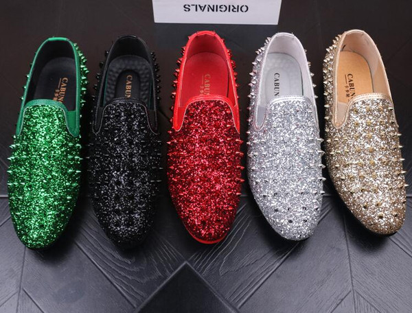 Brand Designer luxury Men Loafers Flats Glittering tudded Rivet Spike Mens dress Shoes Slip On Sapato Feminino Male Homecoming Shoes