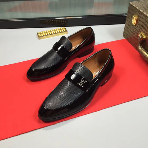 Mens shoes casual fashion designer genuine leather shoes for men Slip on loafers Black sneakers Winter Autumn men's shoes Brand