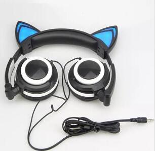 2019 Foldable Flashing Glowing cat ear headphones Gaming Headset with LED light Earphone For PC Laptop Computer Mobile Phone