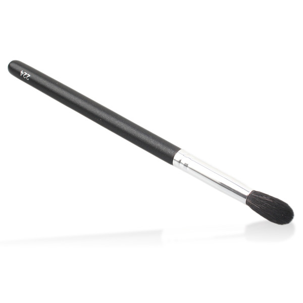 1 Piece 224 For ISMINE Eyeshadow Brush Tapered Blending Superior Animal Hair Black Wood Handle Cosmetic Brushes