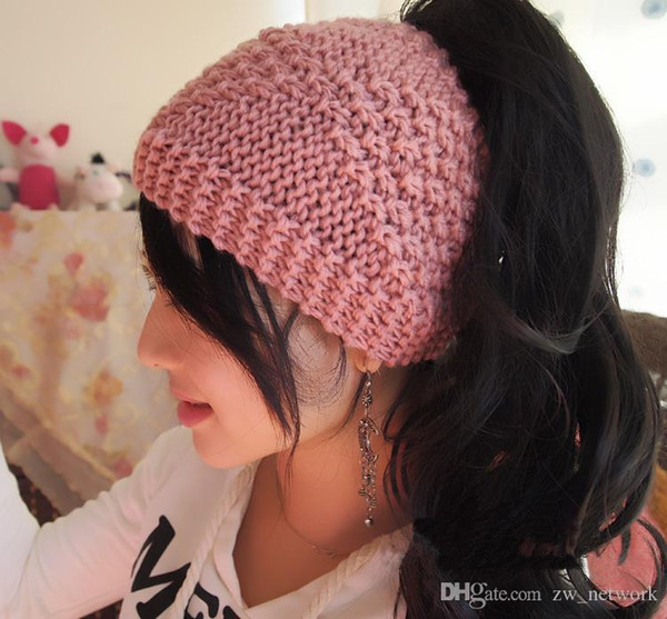 2017 dhl send Handmade Messy Bun Hat Crochet Messy Bun Beanie Womens messy bun hat 6 Colors IN STOCK