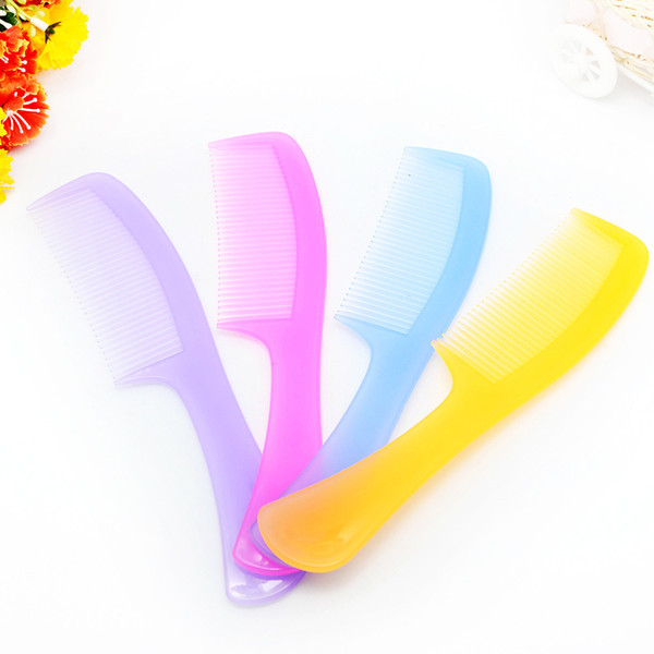 Jelly color color hair comb plastic card travel card small gift given bending is not easy to break