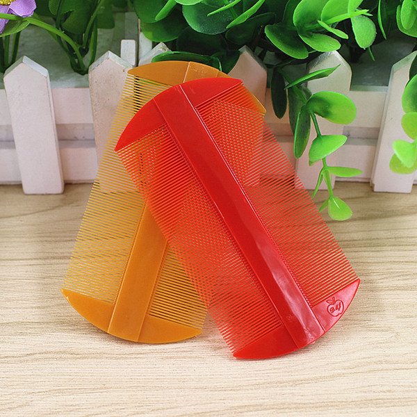 One dollar small grate wholesale box plastic double-sided comb go scalp lice comb two yuan floor stall