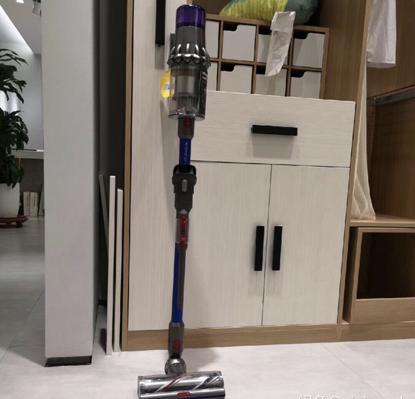 OFFICIAL AUTHENTIC DYSON V11 CORDLESS SMART VACUUM CLEANER IN STOCK OUTLET