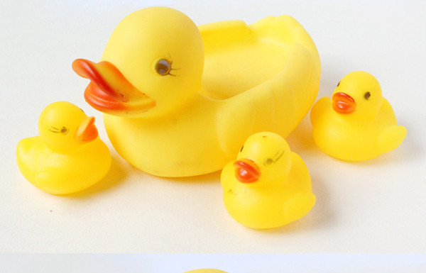 Cute Baby Girl Boy Bath Bathing Classic Toys Rubber Race Squeaky Ducks Set Yellow Sale,4PCS/SET DHL