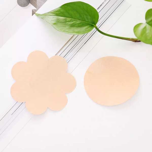 100pcs Womens Sexy Disposable Cubrepezon Nipple Cover Patch Breast Nipple Pad Petals