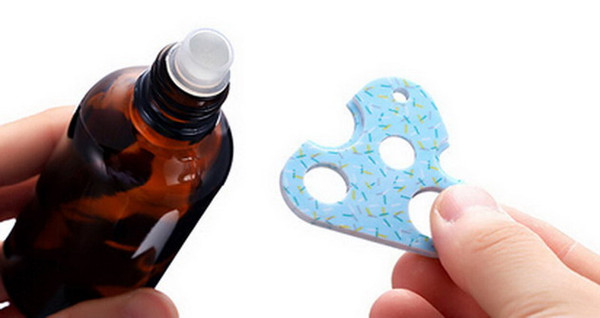 Factory Price Essential Oils Bottles Opener Essential Oil Key Tool For Easily Remove Roller Caps and Orifice Reducer Inserts on Most bottles