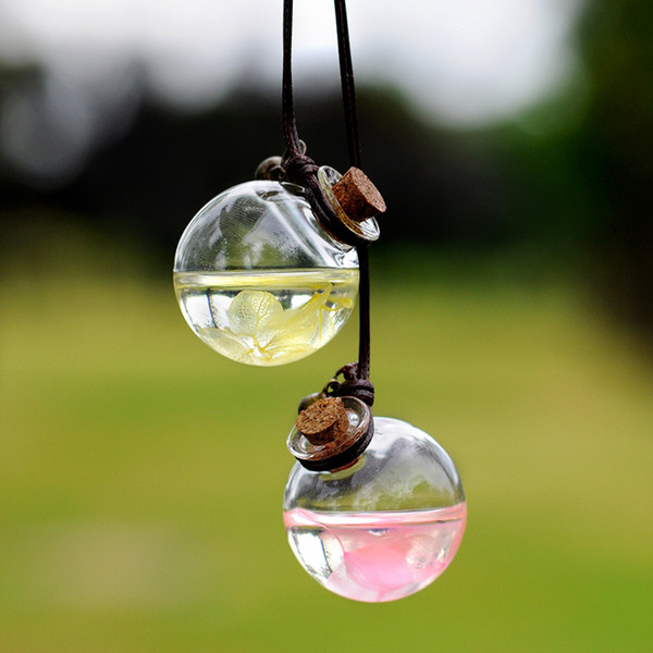 Perfume Bottle Flower Empty Round Cube Glass Car Hanging Bottles Essential Oils Perfume Pendant Ornament Fragrance Air Fresher GGA1920
