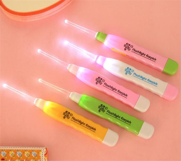 Ear Cleanser Earwax Spoon Clean LED Light Flashlight Earpick X116