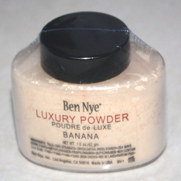 Ben Nye Luxury Powder 42g New Natural Face Loose Powder Waterproof Nutritious Banana Brighten Long-lasting powder 24pcs