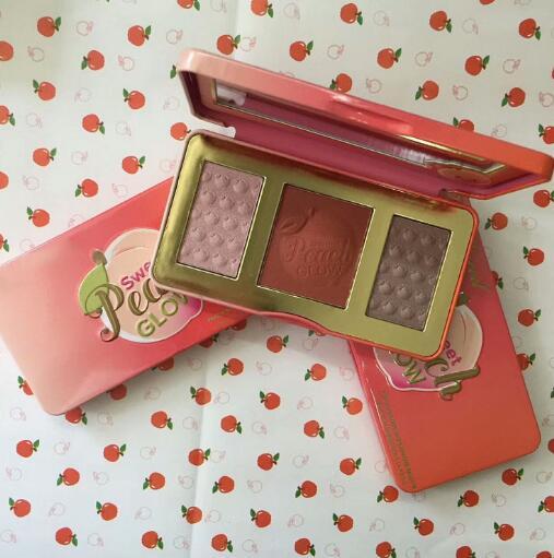 Sweet Peach Glow Highlighter Blush Palette Makeup Sweet peach Glow Powder Long-lasting Makeup Face Blusher 3 Color