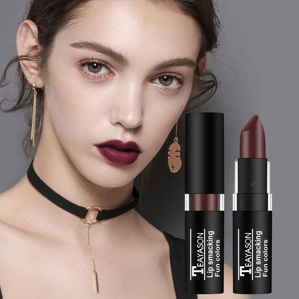 Dark lipstick white nude color vampire olive green black purple lipstick plum color Halloween creative makeup retro