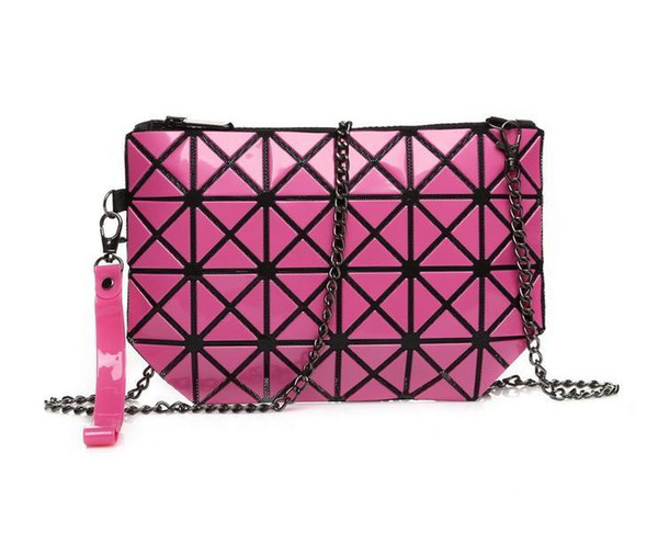 Korean version of the geometric rhombic folding clutch bag cosmetic bag fashion trend single shoulder chain bag lady diagonal package