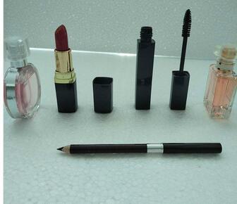 2019 hot Newest Luxury Brand makeup sets perfume lipstick 5 in 1 with box