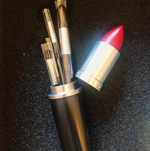 Is this lipstick? no! It's Famous brand M brushes kit makeup brush 4 piece set eyeshadow + blush + foundation + eyebrow brushes makeup kit