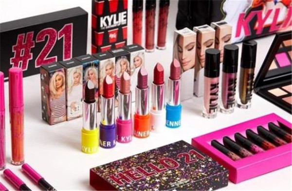 New Kylie jenner Cosmetics 21st Birthday Collection hello 21 lip gloss lipstick sipping pretty eyeshadow best quality DHL free shipping