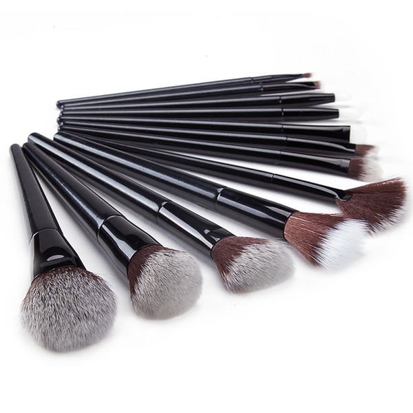 Makeup Brushes 15Pcs Makeup Brush Set Premium Synthetic Kabuki Brush Cosmetics Foundation Concealers Powder Blush Blending Face Eye Shadows