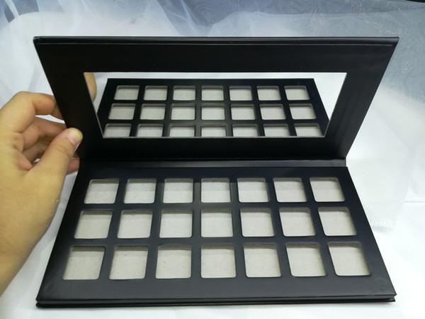 DIY eyeshadow 21 hole white and black paper palette to fill the color from 132 glitter shimmer and matte, accept print your logo