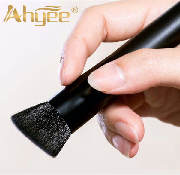 High Quality Wooden Handle Oblique Flat Style Multi-Function Makeup Brushes For Women Face Makeup beveled Kabuki Brush