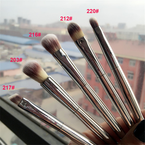 IT live beauty fully Brush eyebrow contour concealer Brush it cosmetics 217# 203# 216# 212# 220# ALL OVER BRUSH