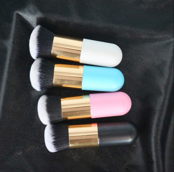 Single makeup brush flat head small fat foundation brush mushroom head black gold BB cream brush beauty makeup tools