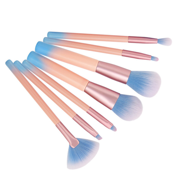 7 Pcs Powder Blue Makeup Brush Set Wooden Handle Makeup Brushes Nylon Beauty Tools Foundation Eyebrow Eyeliner Blush