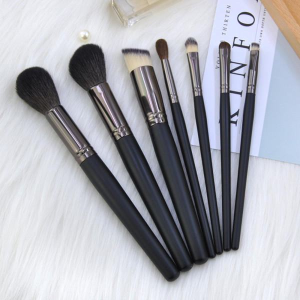 Newest 2Pcs 3Pcs 7Pcs/Set Beauty Wood Makeup Brushes Sets Black Animal Hair Makeup Brush Makeup Tools M0086