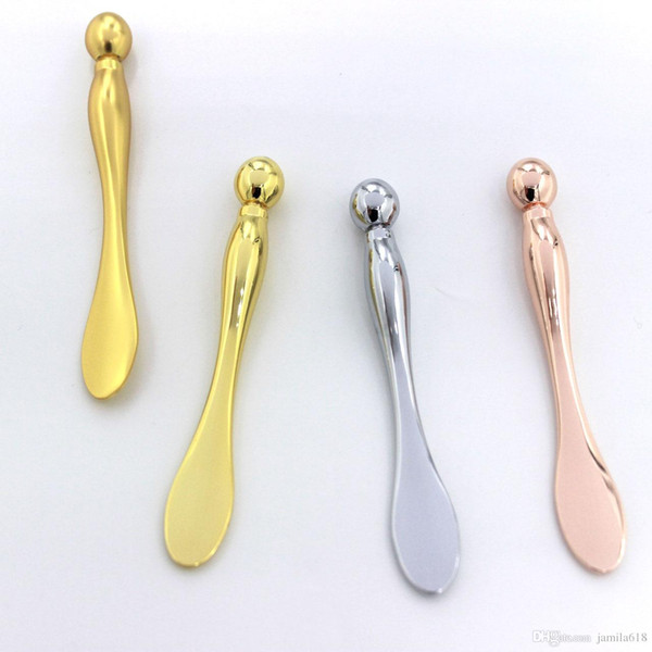 Gold beauty bar face facial mask spoon for cream foundation use Metal Eye cream massage stick Wrinkle Remove Eye Massage Tool Metal spoon