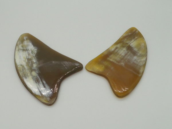 Wholesale yellow horns scraping plates scraping piece horn of Africa consume horns scraping plates scraping piece yellow