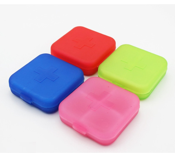 Portable 4 grids Mini Plastic Pill box case Organizer Holder Storage box Pill splitters random colors wen5697