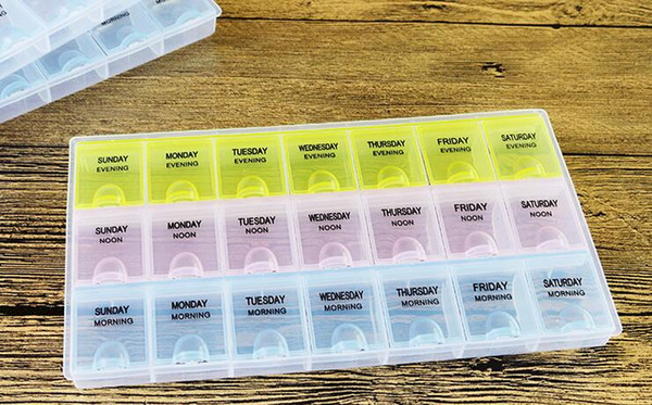 Free shipping 200pcs High quality 7 Day Tablet Pill Storage Box Weekly Medicine Organizer Container Holder Case #1102