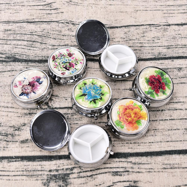 Portable Metal Pill Cutter Medicine Organizer Makeup Storage Container Pastillero Pildoras Estuche Random Folding Pill Box Case