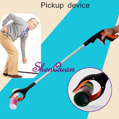 The elderly free benders pick up objects extract long-handled device is disabled care insert grasping device