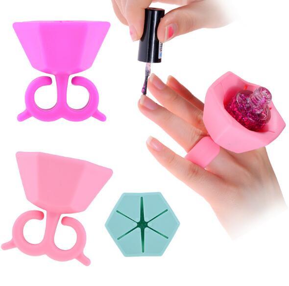 5.3cm Nail Polish Bottle Holder Silicone Nail Gel Polish Holder with Ring Creative Nail Art Tools Polish Varnish Bottle Display Stand Holder