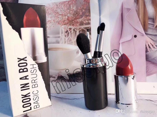 2018 M brand Makeup Look In A box Basic Brush Makeup Brush with Big Lipstick Shape Holder 4pcs makeup brushes set