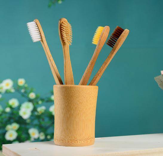 New Wholesale Hotel Travel Personalized Bamboo Toothbrushes Travel Kit Tooth Brush Eco-friendly wooden toothbrushes