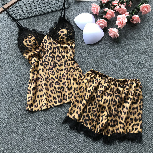 Daeyard Silk Pajamas For Women Leopard Sexy Lingerie Summer Cami And Shorts Satin Pyjamas Sleepwear Home Clothes with Chest Pads