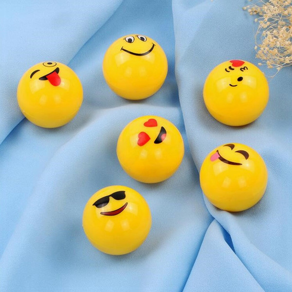 HOT Yellow Ball Lip balm QQ Expression Spherical Lipstick Lasting Moist Orange Taste Lipstick Ball Emoji Lip Balm T7F003